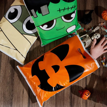 72 Pcs Halloween Treat Bags with Handles, Goodie Bags for Kids, Exchange Classroom Gift Bags for Halloween Party Favors Decorations Supplies